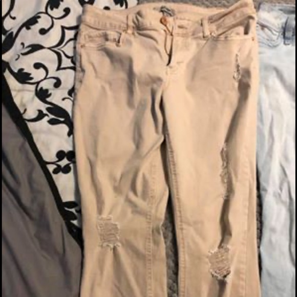 Jeans - Picture 3 of 4